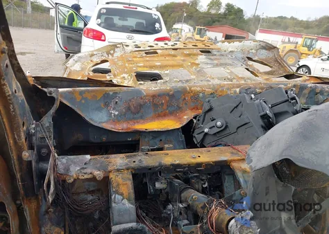 2011 Subaru Forester 2.5X Premium из США, поврежденный, VIN JF2SHADC4BH770686